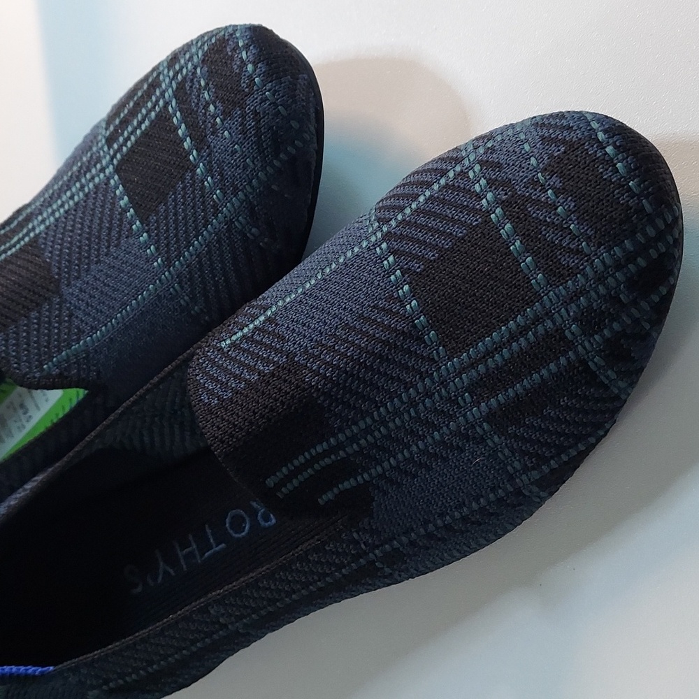 9.5 Rothy Loafers - Vintage Print - Navy Plaid